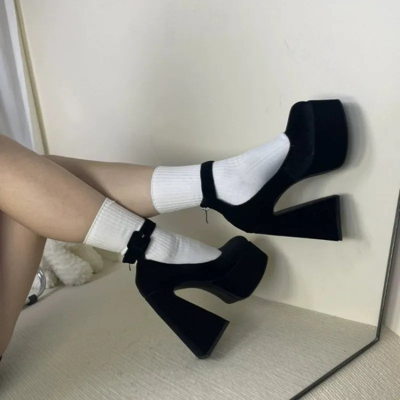 Doll's Platform Heel