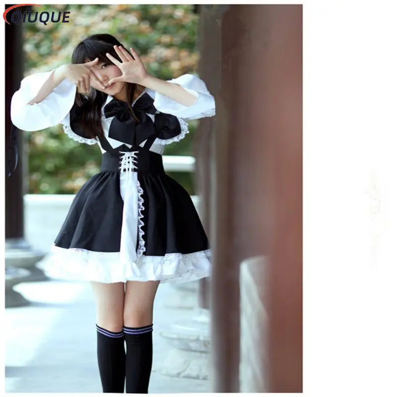 Frilly Maid Cosplay