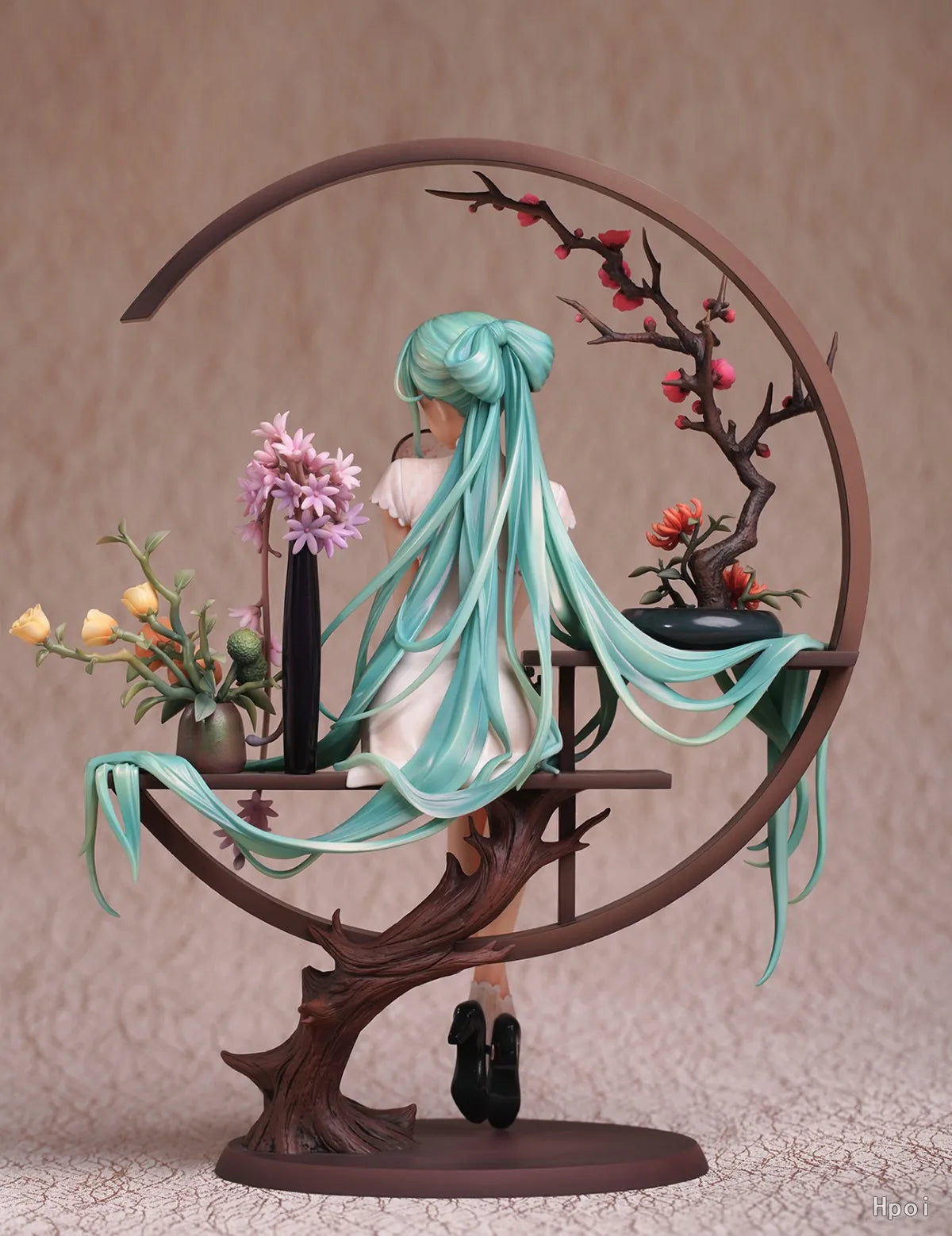 Miku Sitting Figure